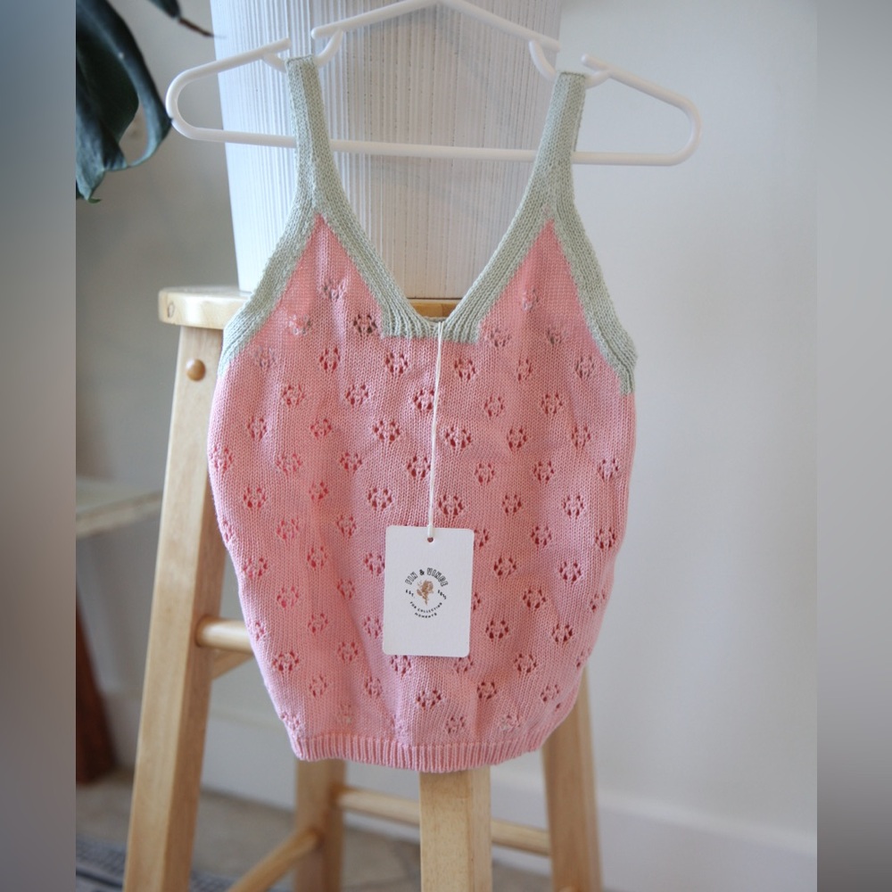 Fin and Vince pointelle tank size 4/5y BNWT
